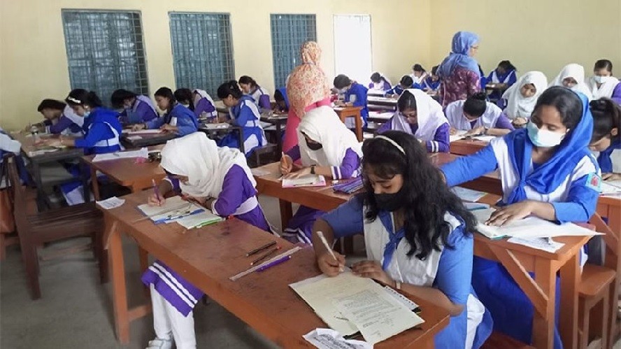 এসএসসি ও সমমানের ফল প্রকাশের তারিখ ঘোষণা